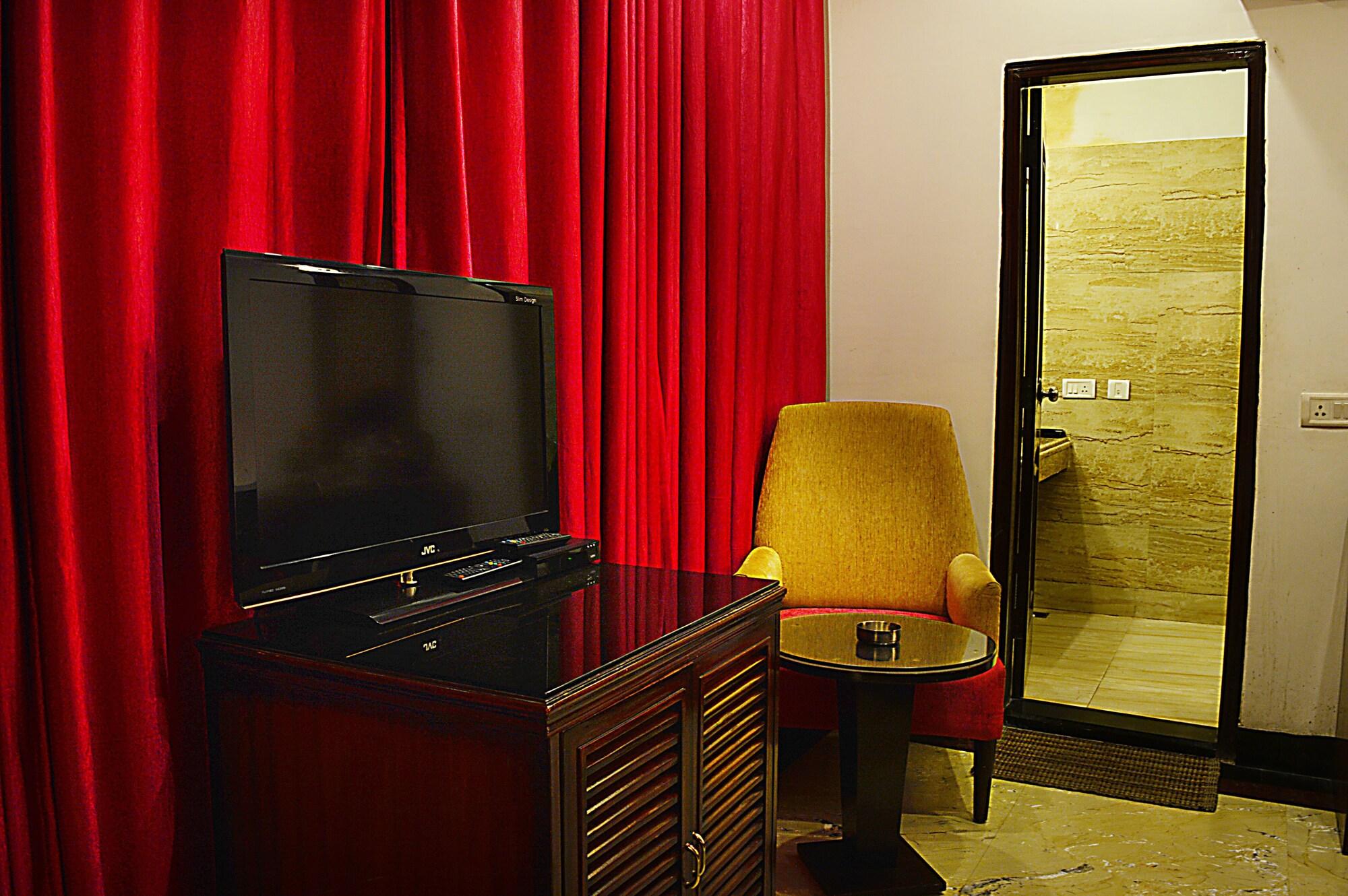 Hotel Emperor Palms Új-Delhi Kültér fotó