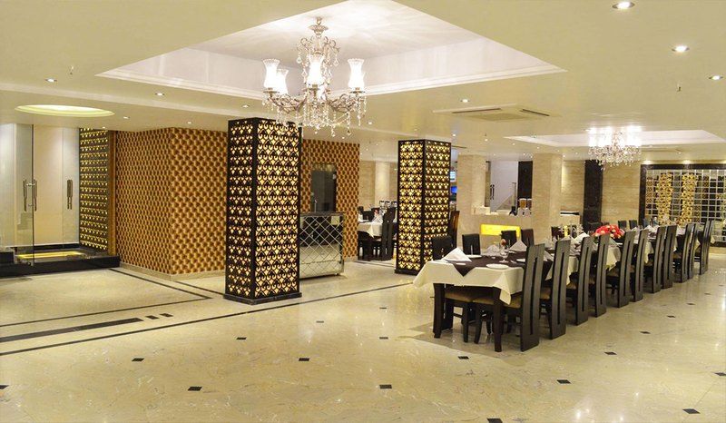 Hotel Emperor Palms Új-Delhi Kültér fotó